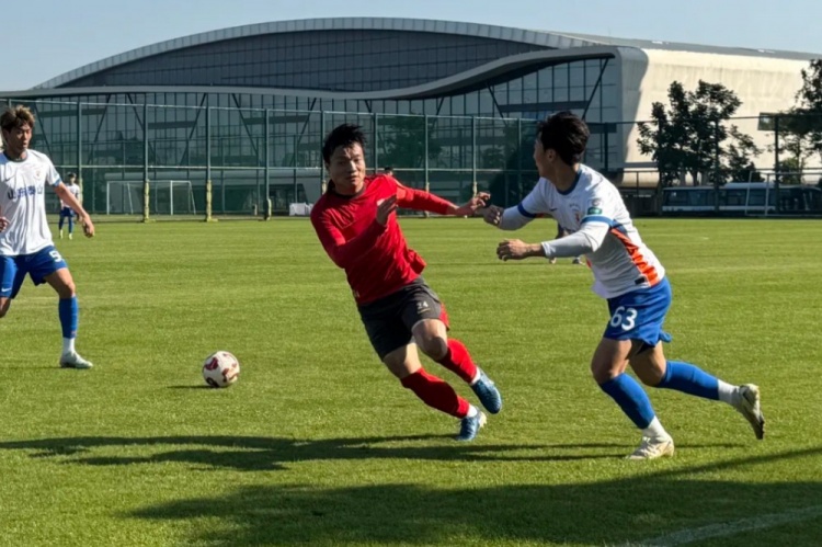 开云登录入口-亚泰冬训首场热身，两套阵容出战2-0击败泰山B队